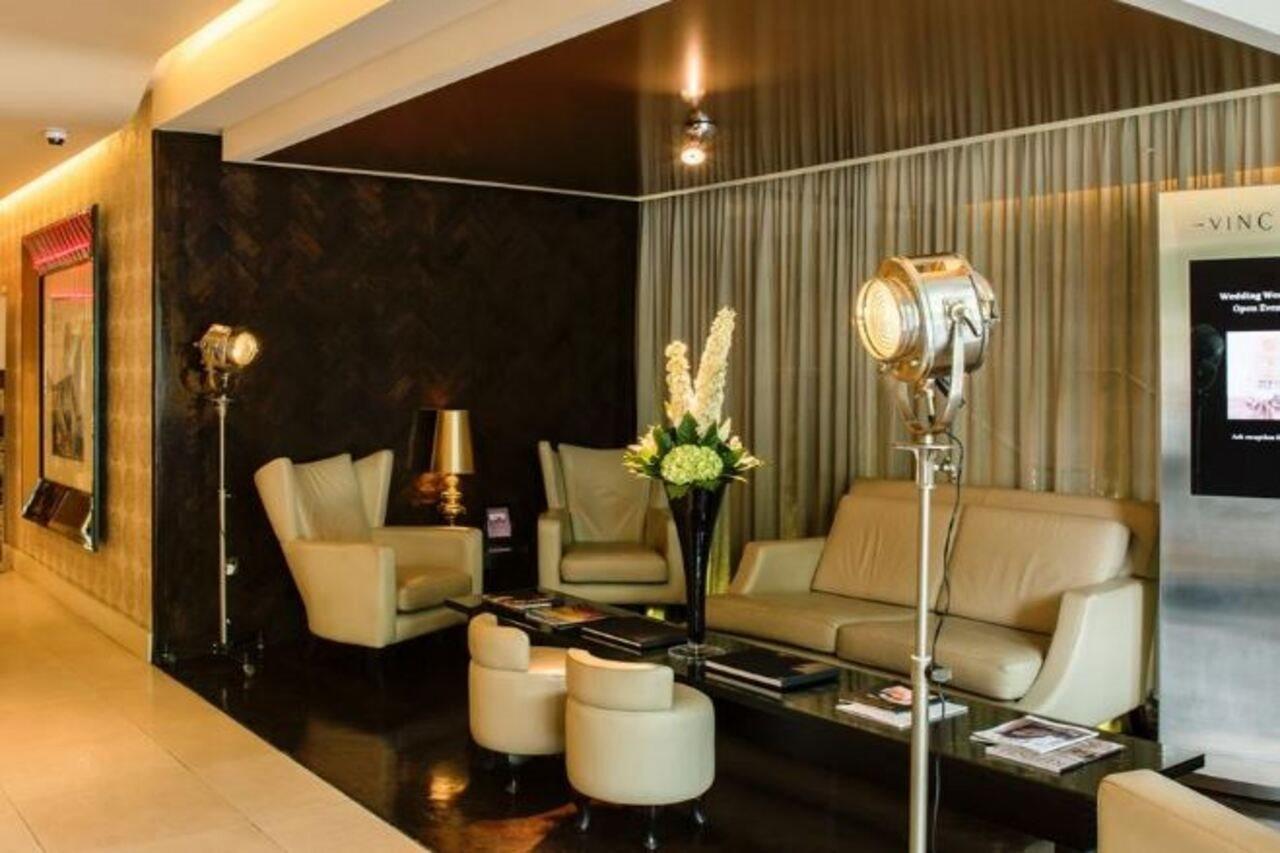 The Vincent Hotel Southport Bagian luar foto