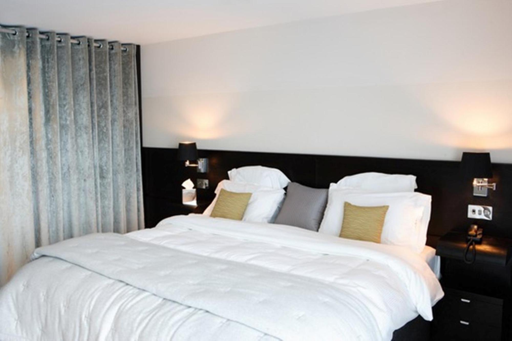 The Vincent Hotel Southport Bagian luar foto