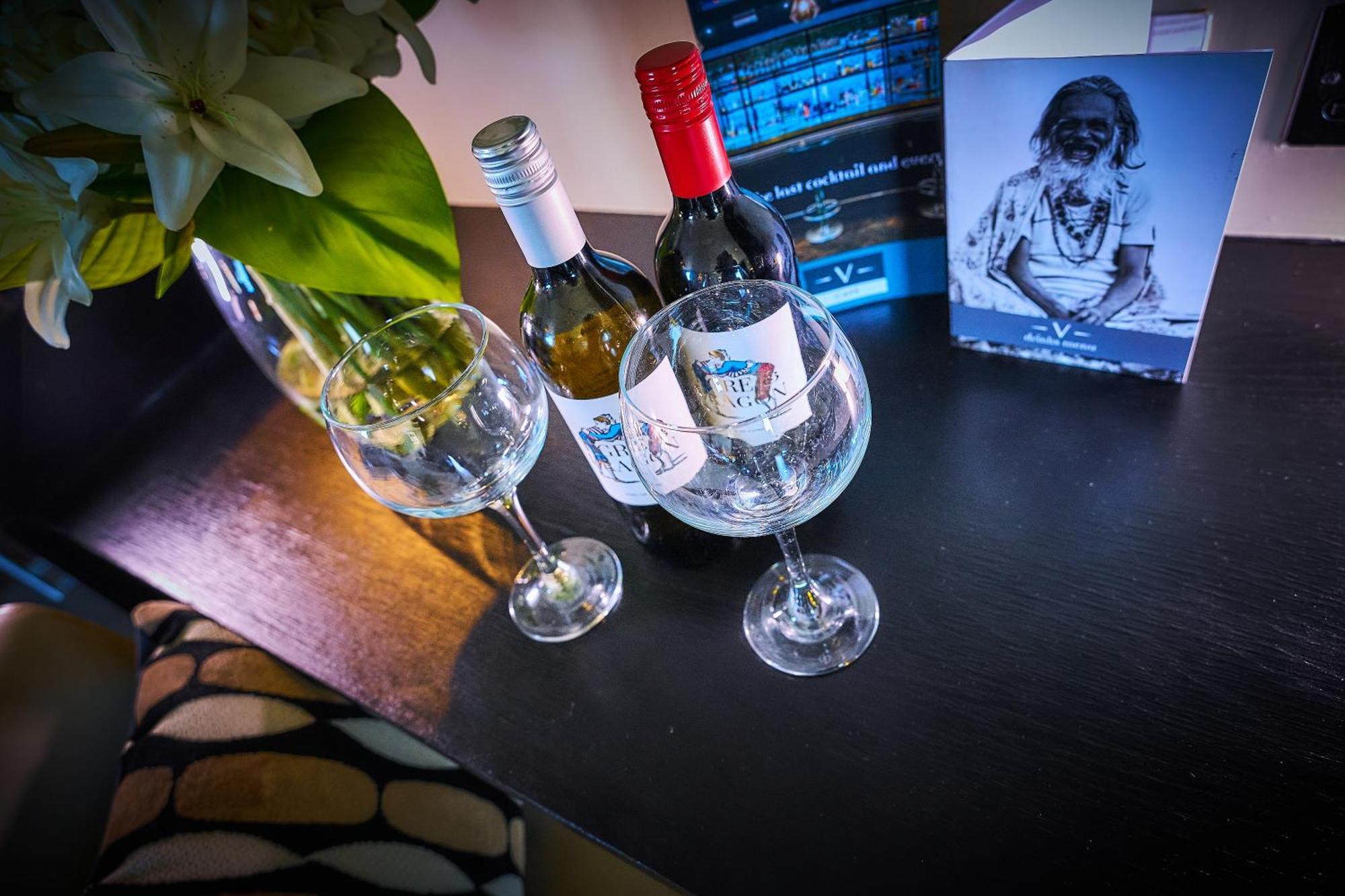 The Vincent Hotel Southport Bagian luar foto