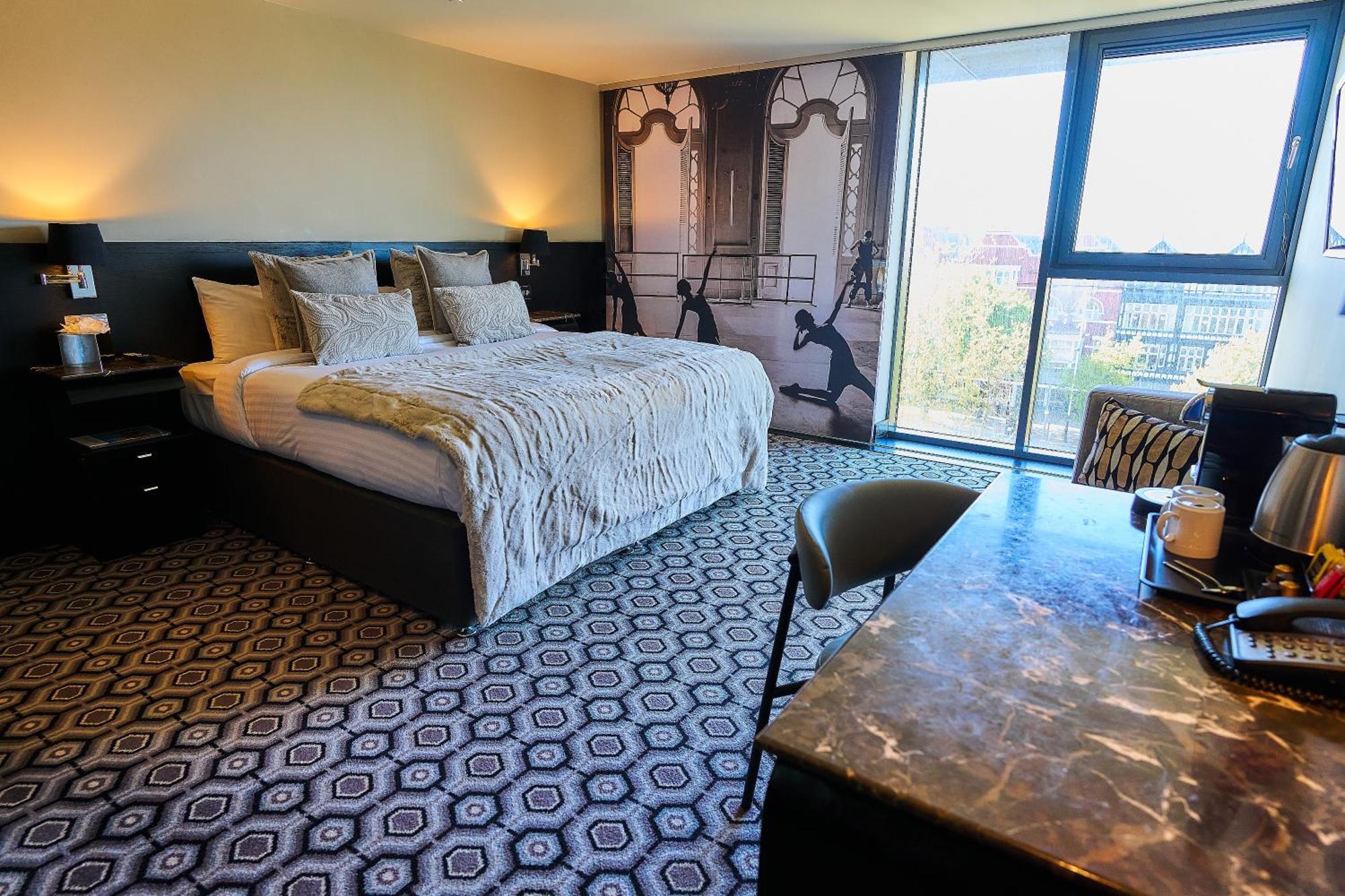 The Vincent Hotel Southport Bagian luar foto